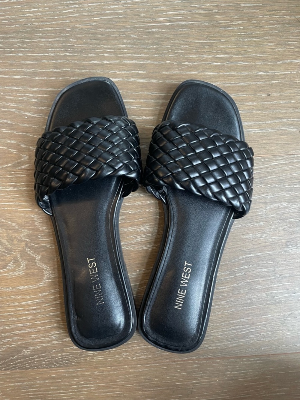 NINE WEST 7.5 Black Sandal